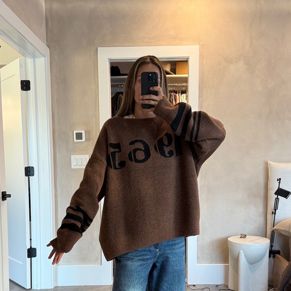 Pilcro Brown Oversized Sweater with Black Accents - Picture 2 of 7